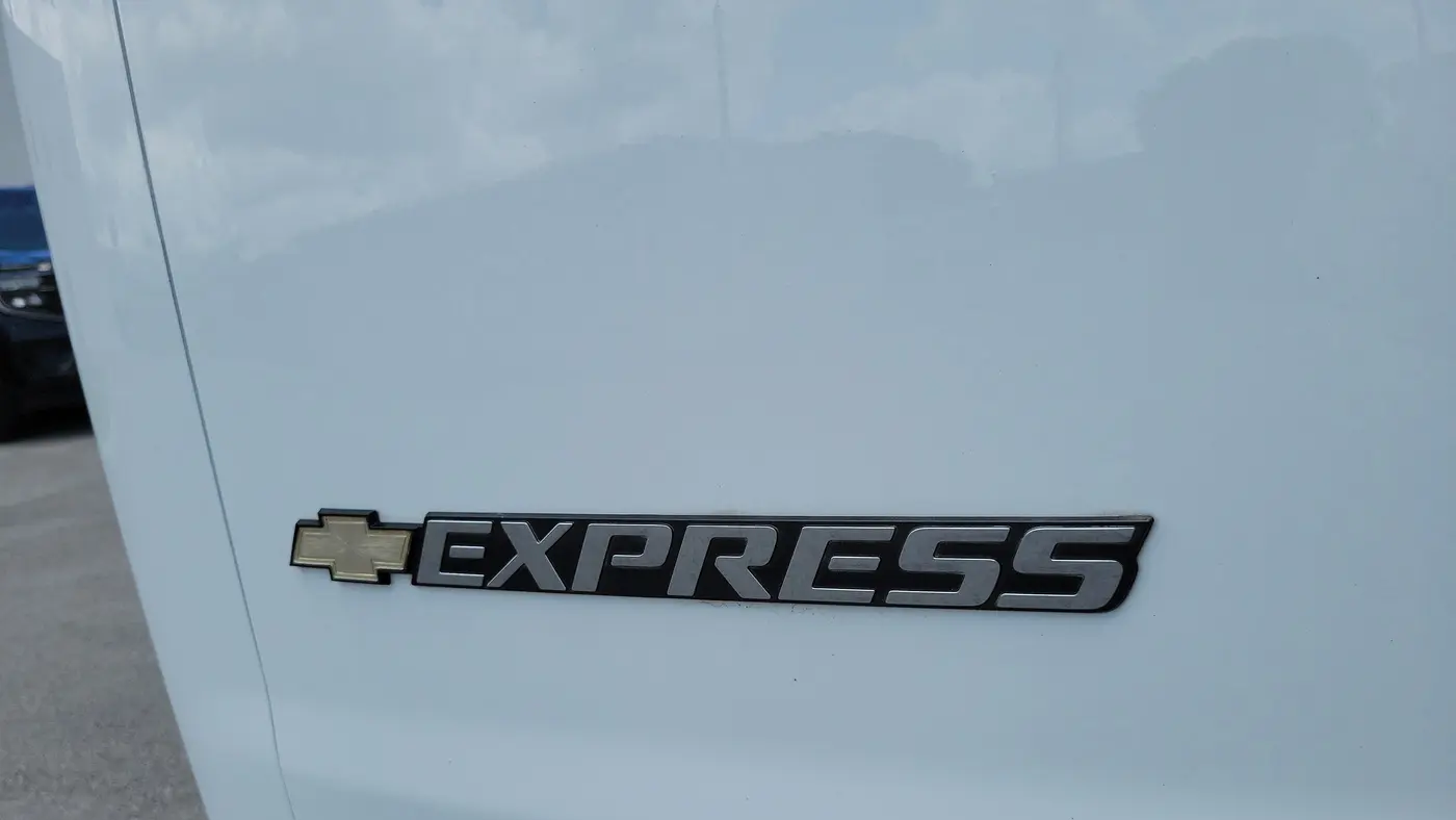 2023 Chevrolet Express LT 3500