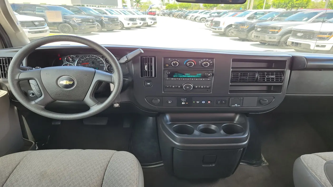 2023 Chevrolet Express LT 3500