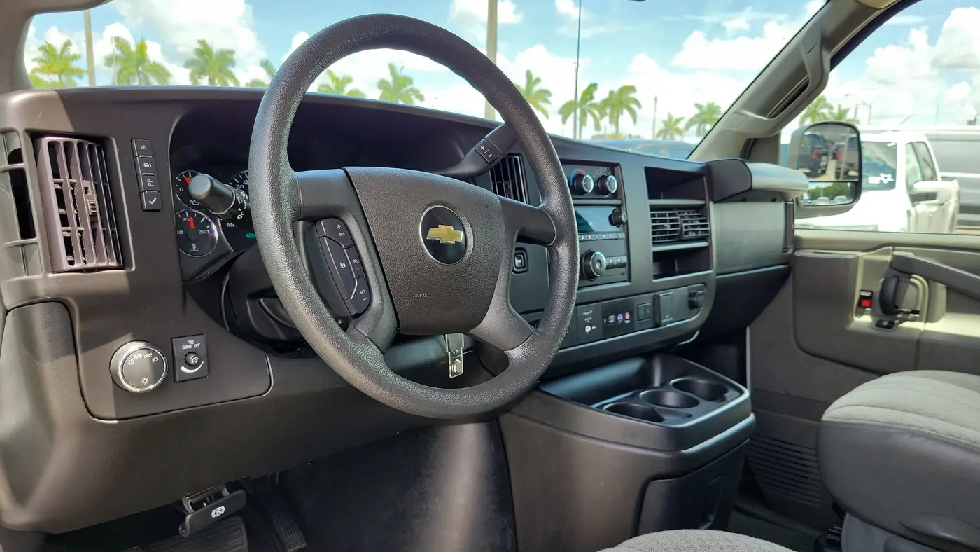 2023 Chevrolet Express LT 3500