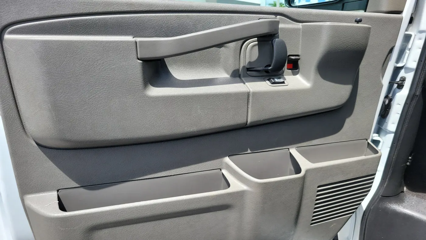 2023 Chevrolet Express LT 3500