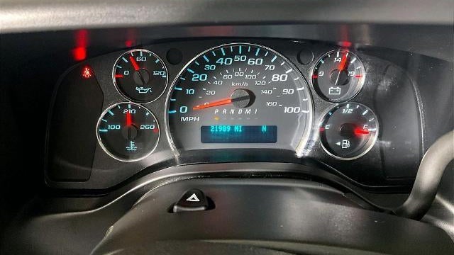2025 Chevrolet Express LT 3500