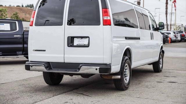2024 Chevrolet Express LT 3500