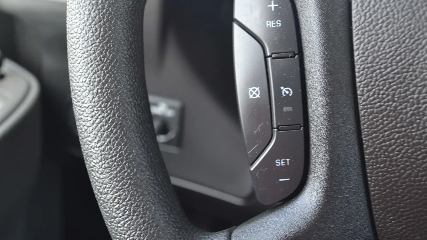 2025 Chevrolet Express LT 3500