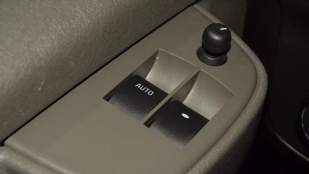 2025 Chevrolet Express LT 3500