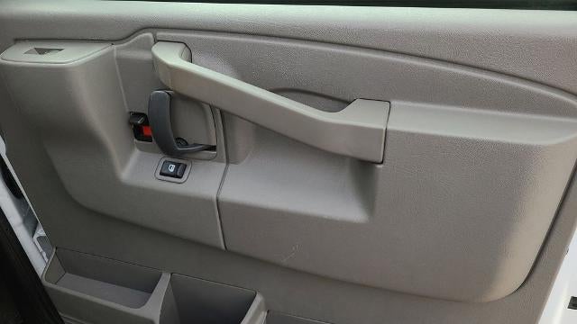 2024 Chevrolet Express LT 3500