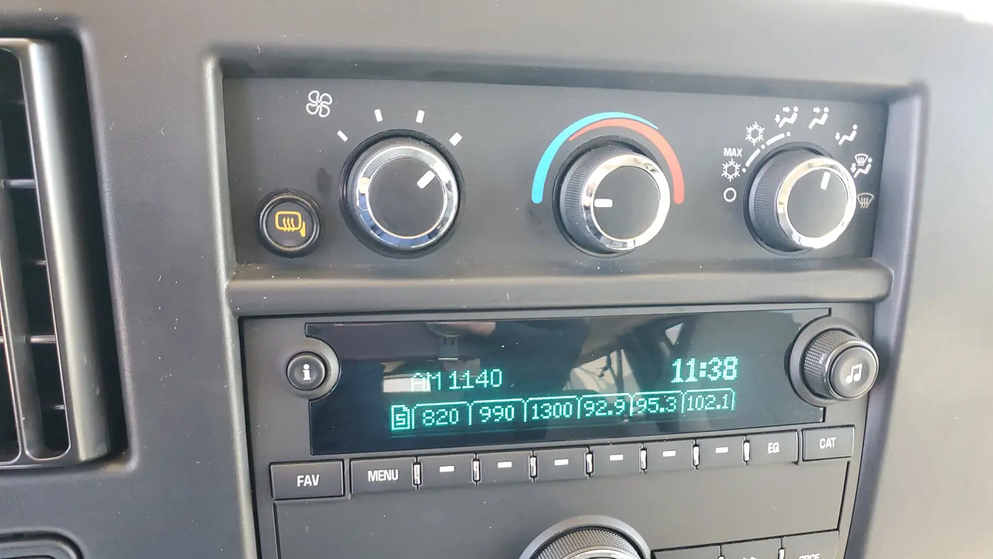 2025 Chevrolet Express LT 3500