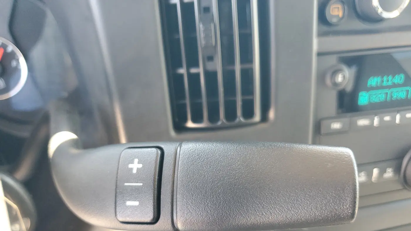 2025 Chevrolet Express LT 3500