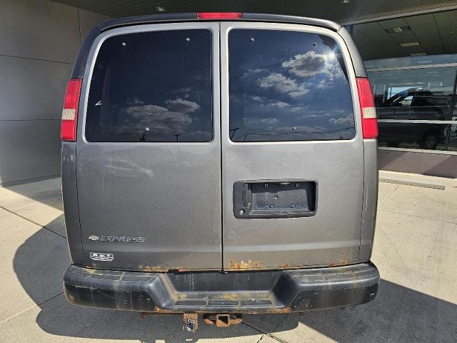 2012 Chevrolet Express - $13,750