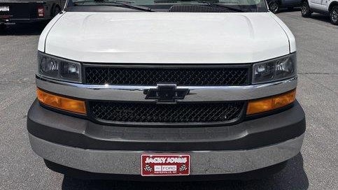 2022 Chevrolet Express 3500