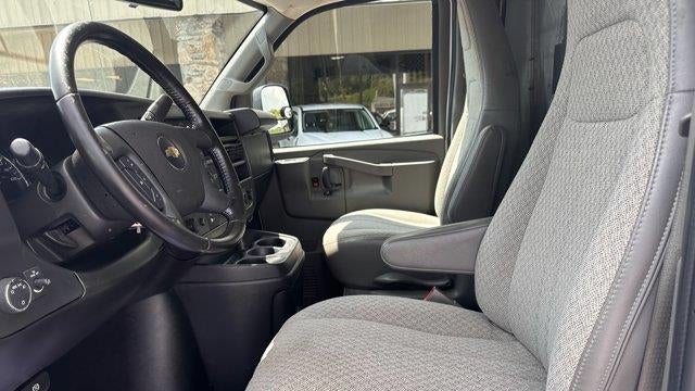 2022 Chevrolet Express 3500