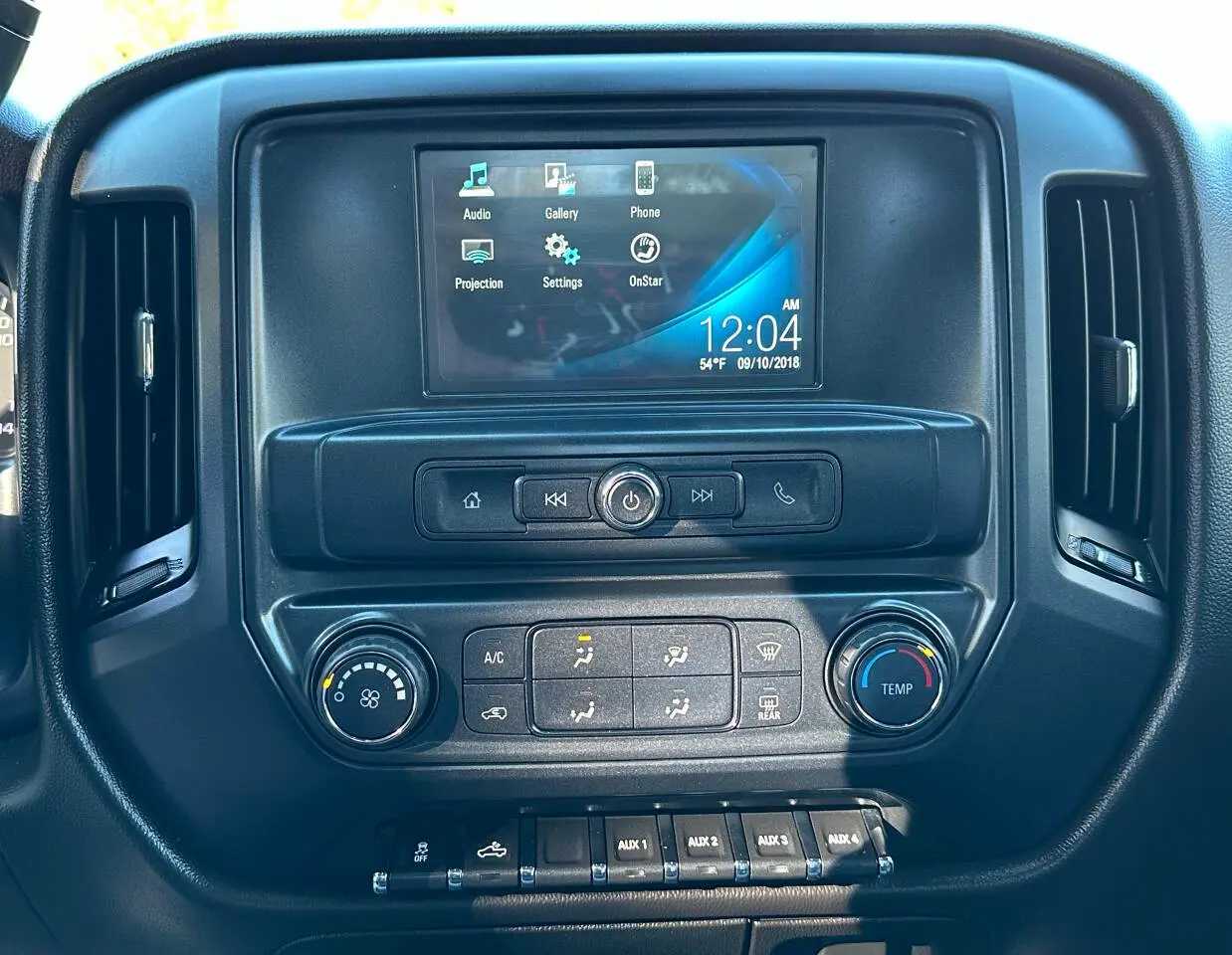 2018 Chevrolet Silverado - $21,995