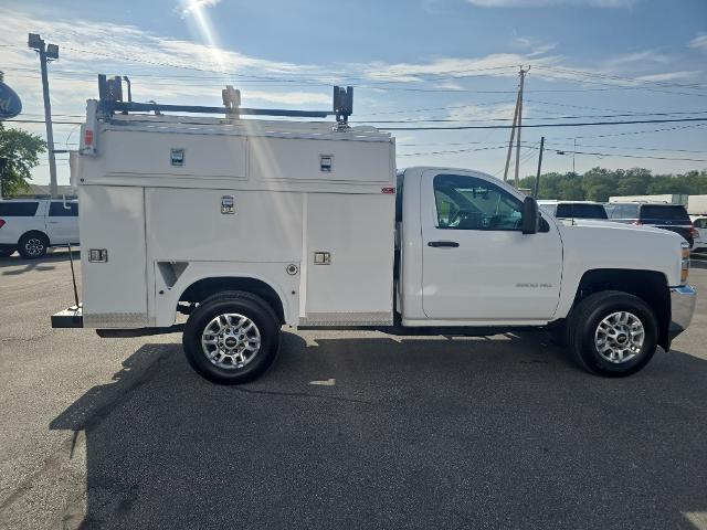 2015 Chevrolet Silverado - $22,995