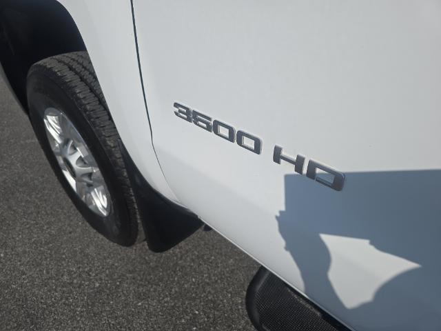 2015 Chevrolet Silverado - $22,995