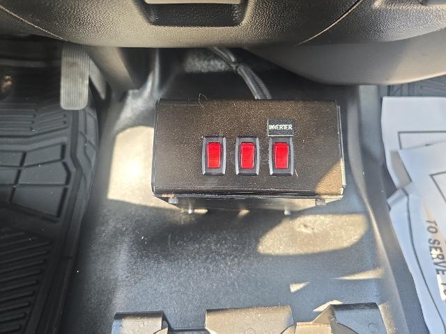 2015 Chevrolet Silverado - $22,995