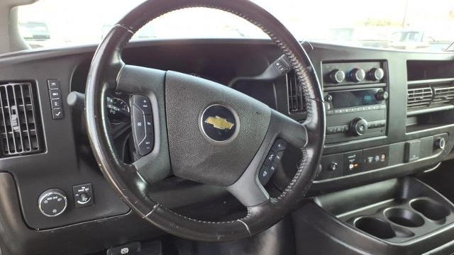 2022 Chevrolet Express 3500
