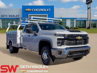 2025 Chevrolet Silverado 3500HD with Summit White Exterior