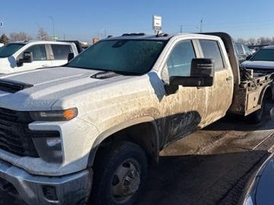 2024 Chevrolet Silverado 3500HD 4X4 Work Truck 4DR Crew Cab LB SRW