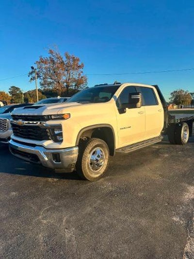 2024 Chevrolet Silverado 3500HD 4X4 LT 4DR Crew Cab LB SRW