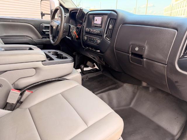 2015 Chevrolet Silverado - $29,404