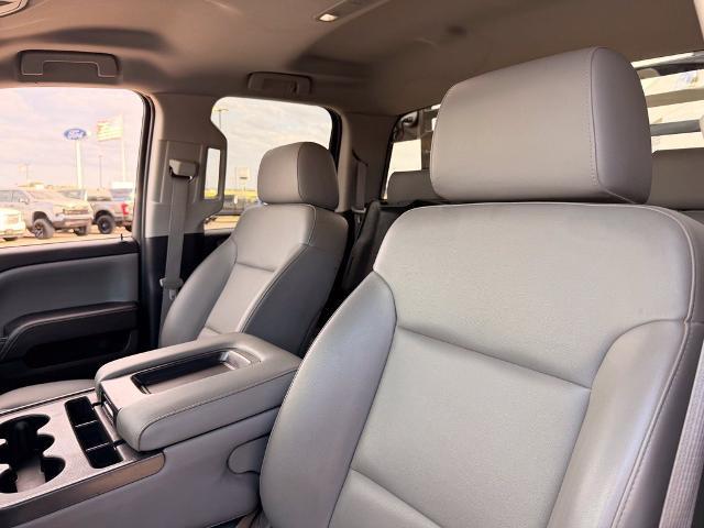 2015 Chevrolet Silverado - $29,404