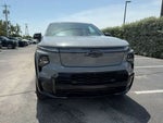 2025 Silverado EV Thumbnail 3