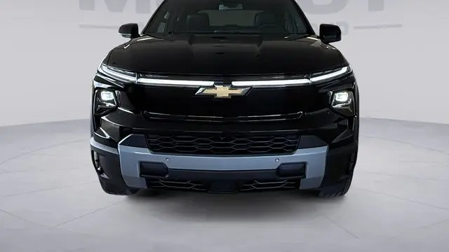 2026 Chevrolet Silverado EV LT