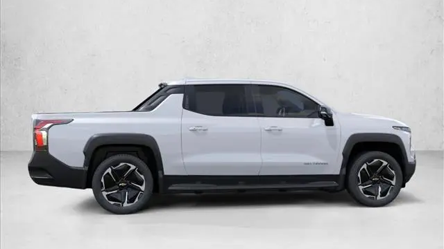 2026 Chevrolet Silverado EV LT