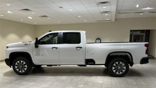 2025 Chevrolet Silverado 2500HD Custom