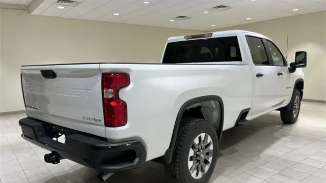 2025 Chevrolet Silverado 2500HD Custom