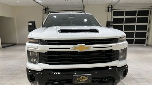 2025 Chevrolet Silverado 2500HD Custom