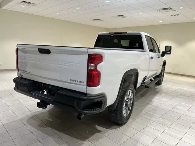 2025 Chevrolet Silverado Hd - $56,115