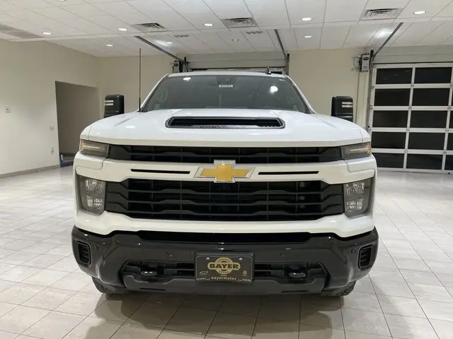 2025 Chevrolet Silverado Hd - $56,115