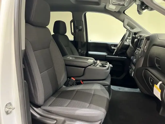 2025 Chevrolet Silverado Hd - $56,115