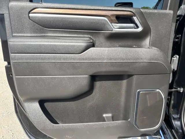 2025 Chevrolet Silverado Hd - $48,900