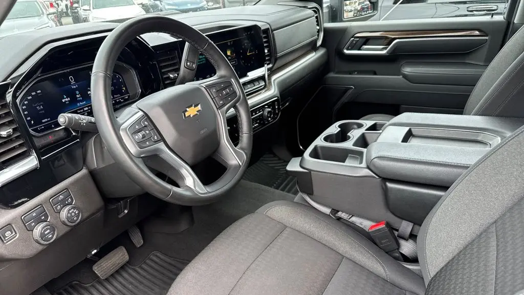 2025 Chevrolet Silverado 2500HD LT