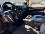 2025 Silverado 2500HD Thumbnail 15