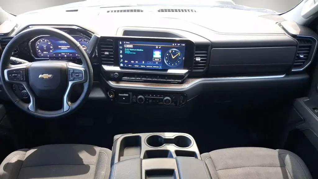 2025 Chevrolet Silverado 2500HD LT