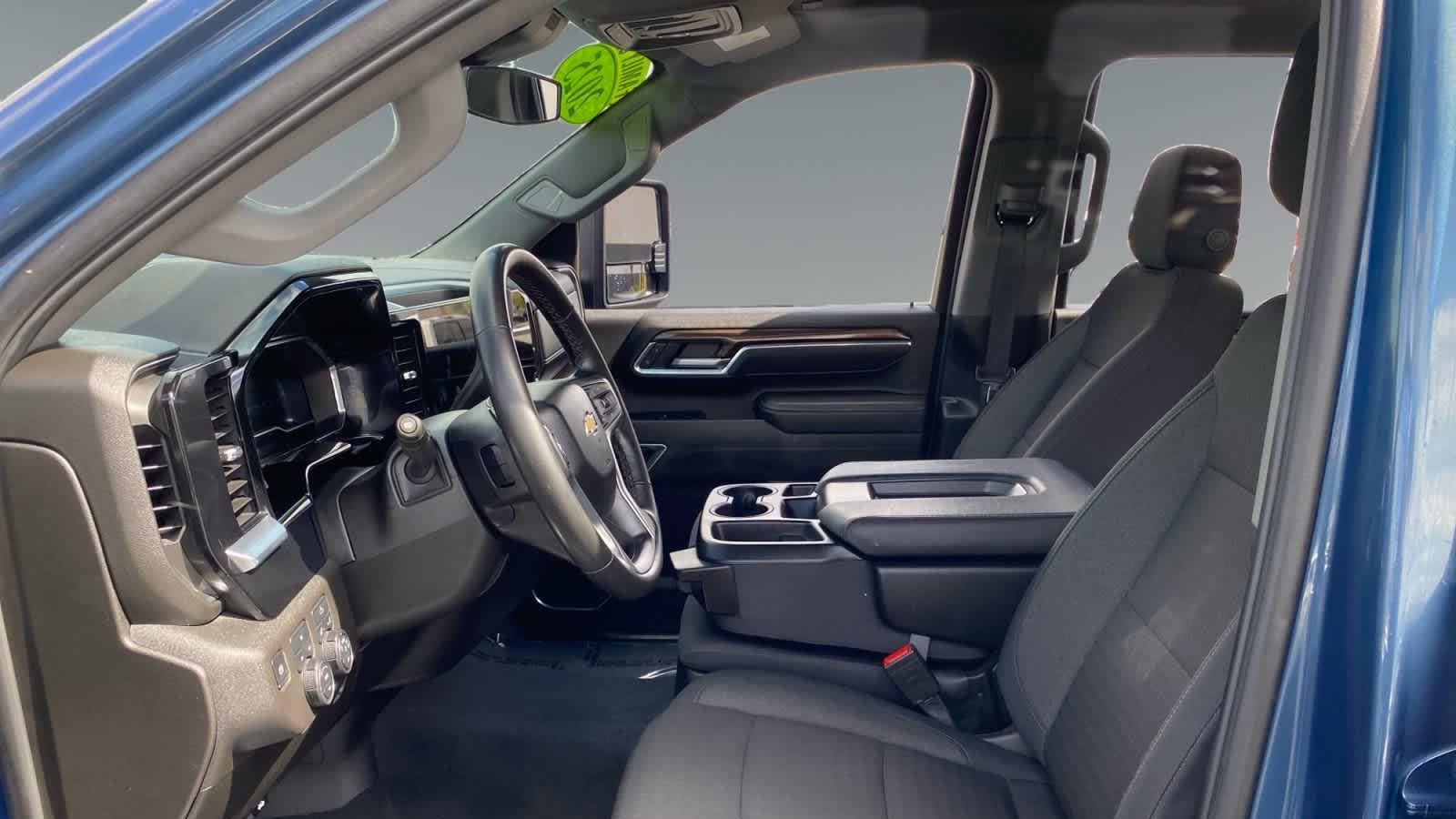 2025 Chevrolet Silverado 2500HD LT