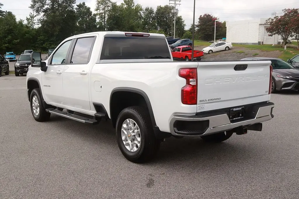 2026 Chevrolet Silverado Hd - $65,148
