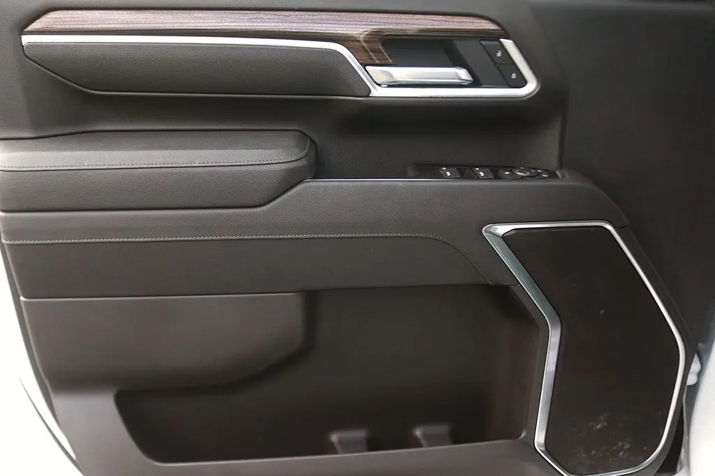 2026 Chevrolet Silverado Hd - $65,148