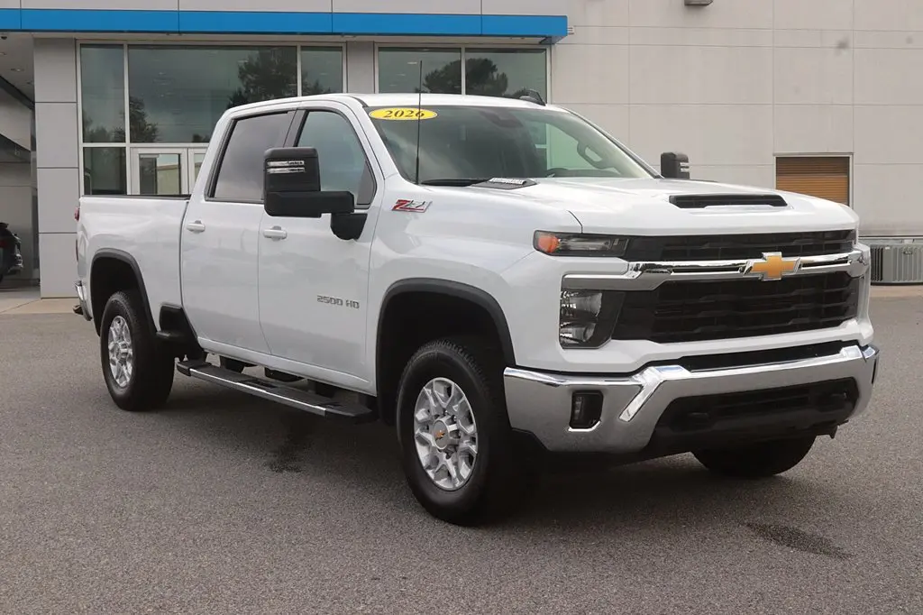 2026 Chevrolet Silverado Hd - $65,148