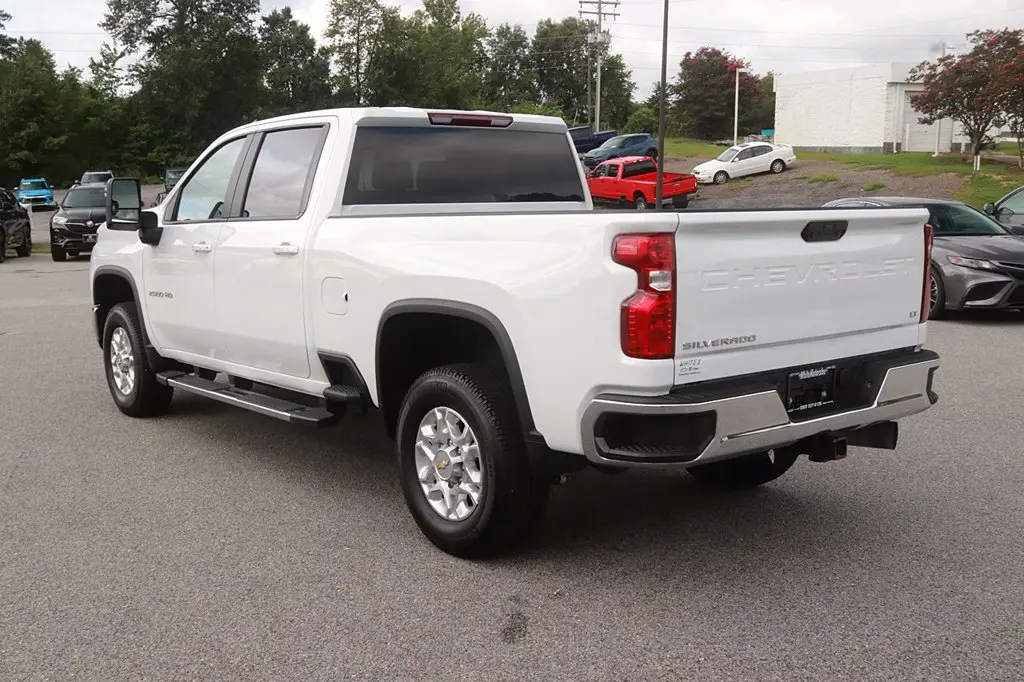 2026 Chevrolet Silverado Hd - $65,148