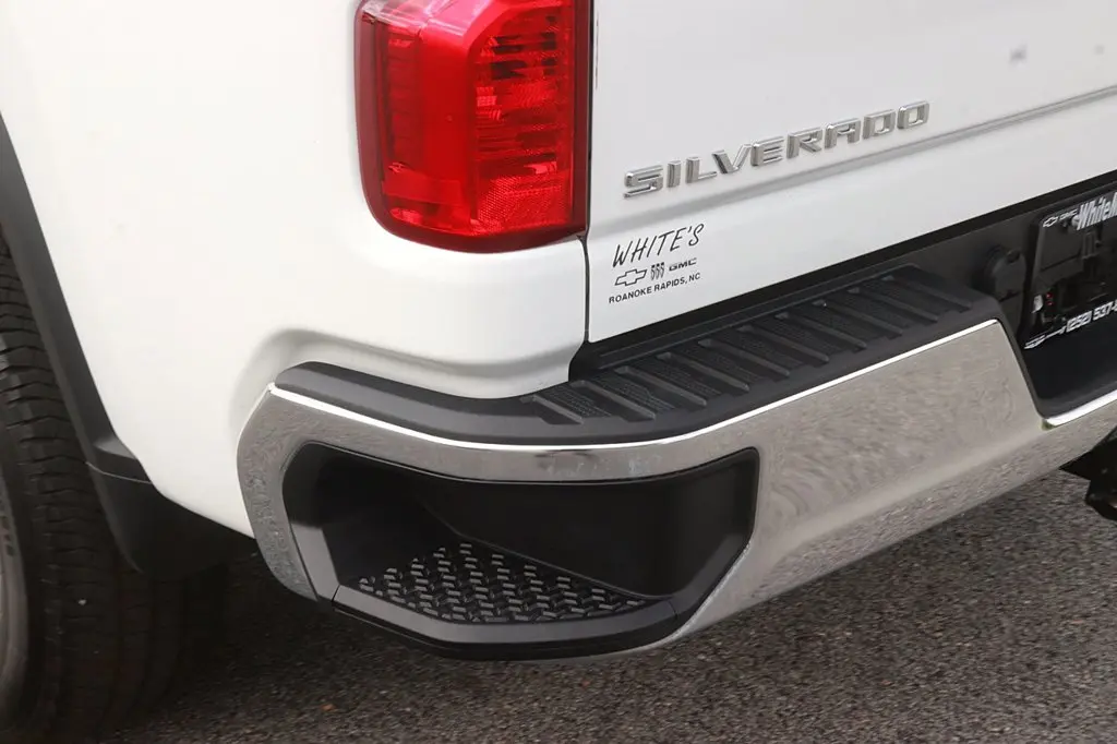 2026 Chevrolet Silverado Hd - $65,148