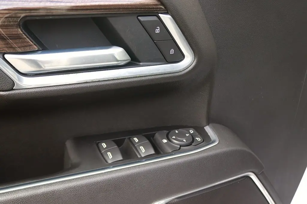 2026 Chevrolet Silverado Hd - $65,148