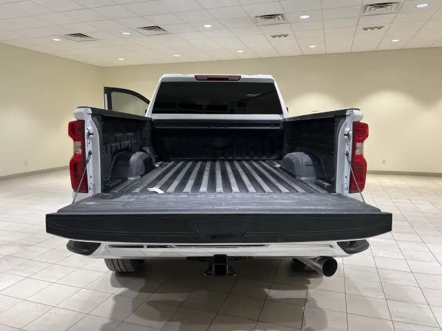 2026 Chevrolet Silverado Hd - $59,115