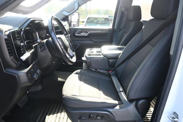 2025 Chevrolet Silverado Hd - $48,982