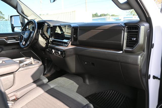 2025 Chevrolet Silverado Hd - $48,982