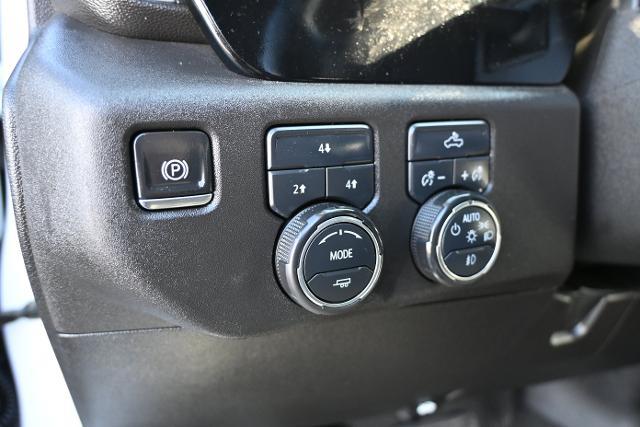 2025 Chevrolet Silverado Hd - $48,982