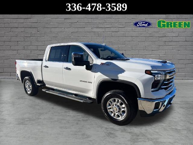 2026 Chevrolet Silverado Hd - $69,758