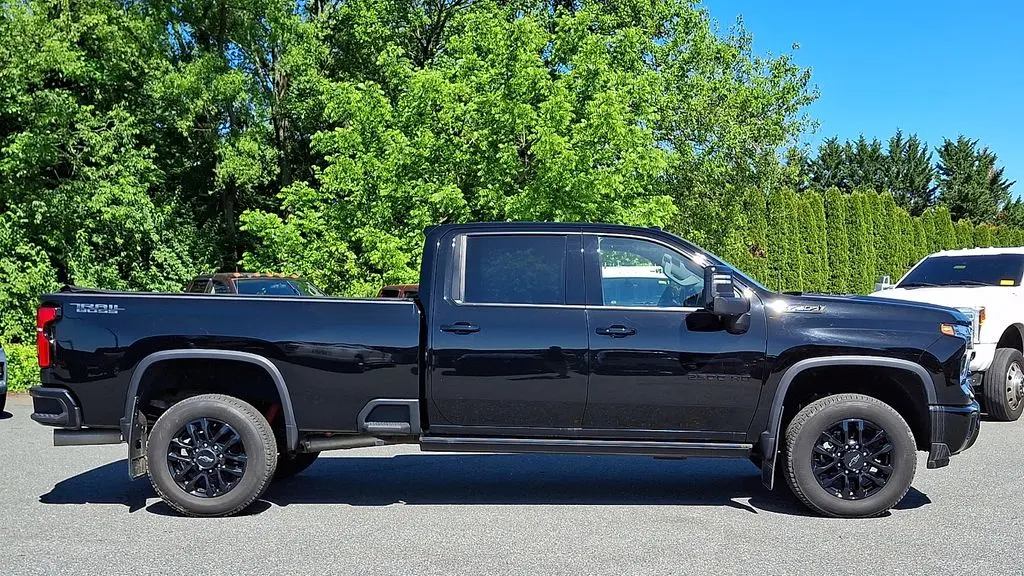2025 Chevrolet Silverado 2500HD LTZ